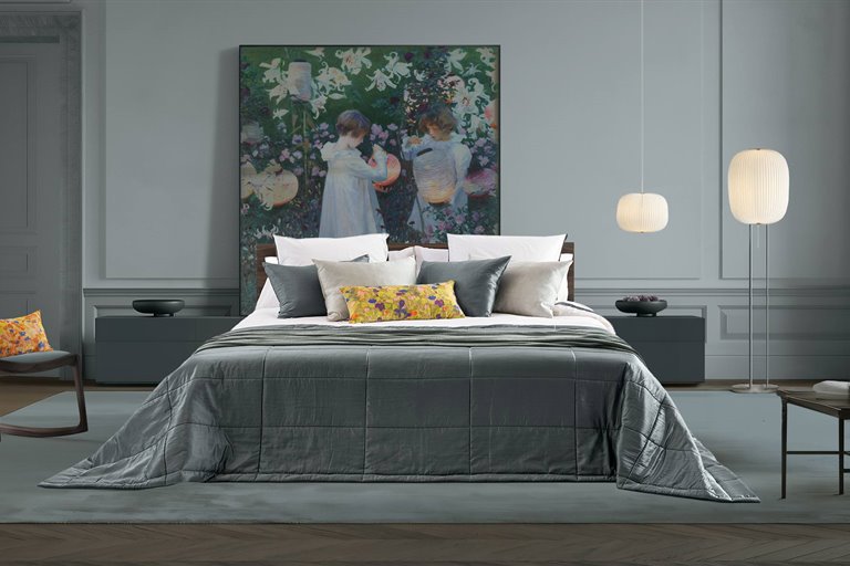 Mrs.Me home couture - SETTING CARNATION LILY LILY ROSE CROP  WEBS